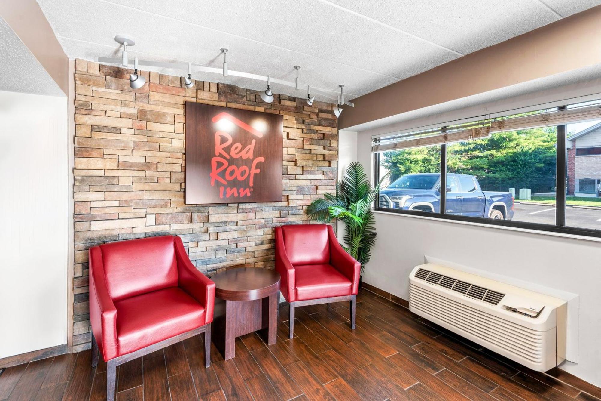 Red Roof Inn Indianapolis North - College Park Bagian luar foto