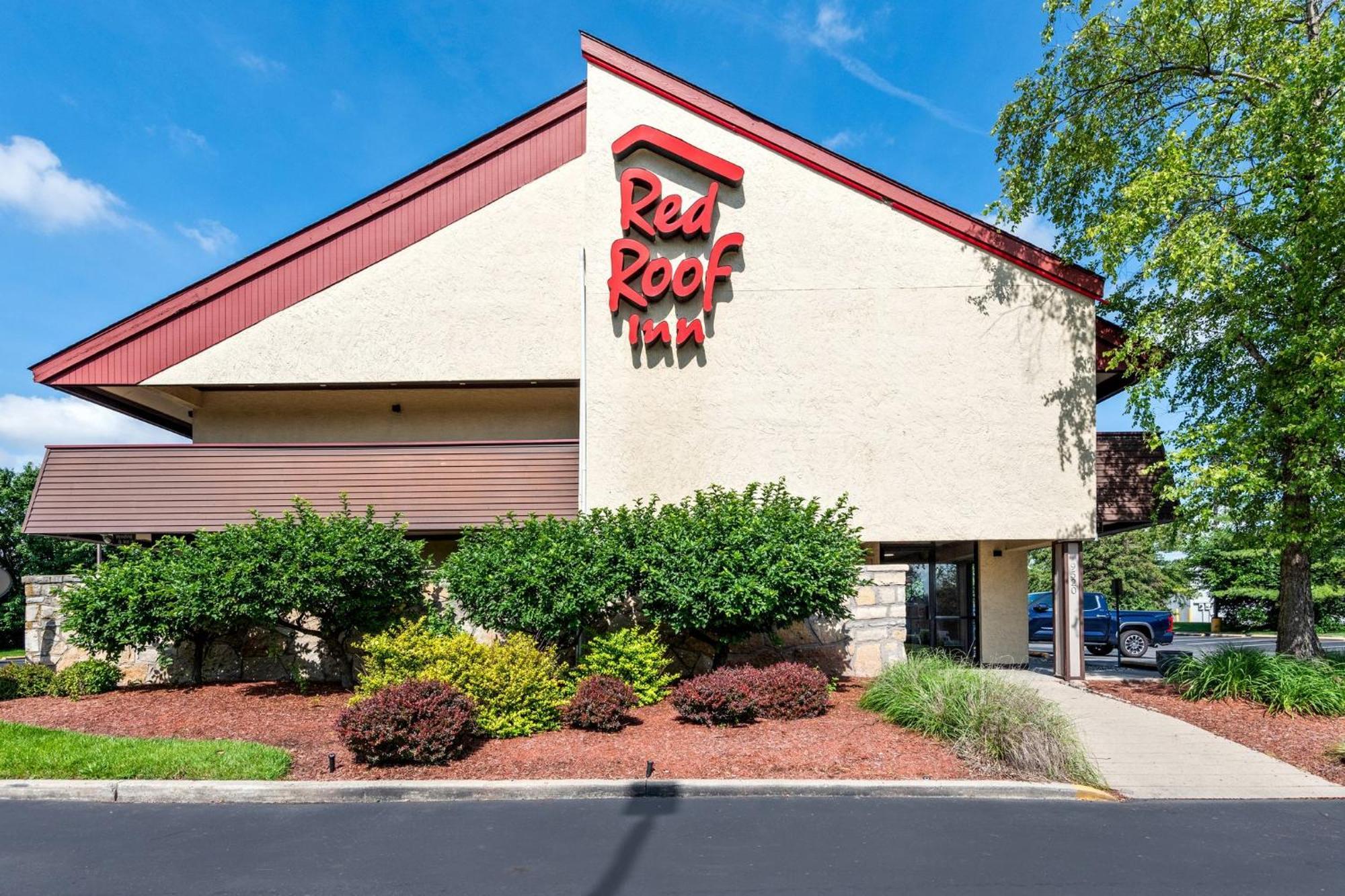 Red Roof Inn Indianapolis North - College Park Bagian luar foto